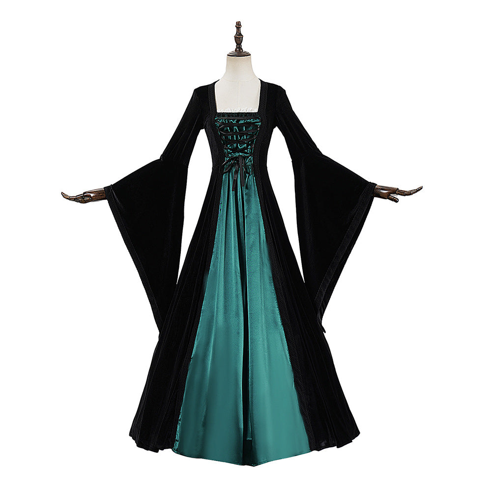 black renaissance dress Medieval Renaissance Aristocratic Woman Black and Green Dress Cosplay – TrendsinCosplay