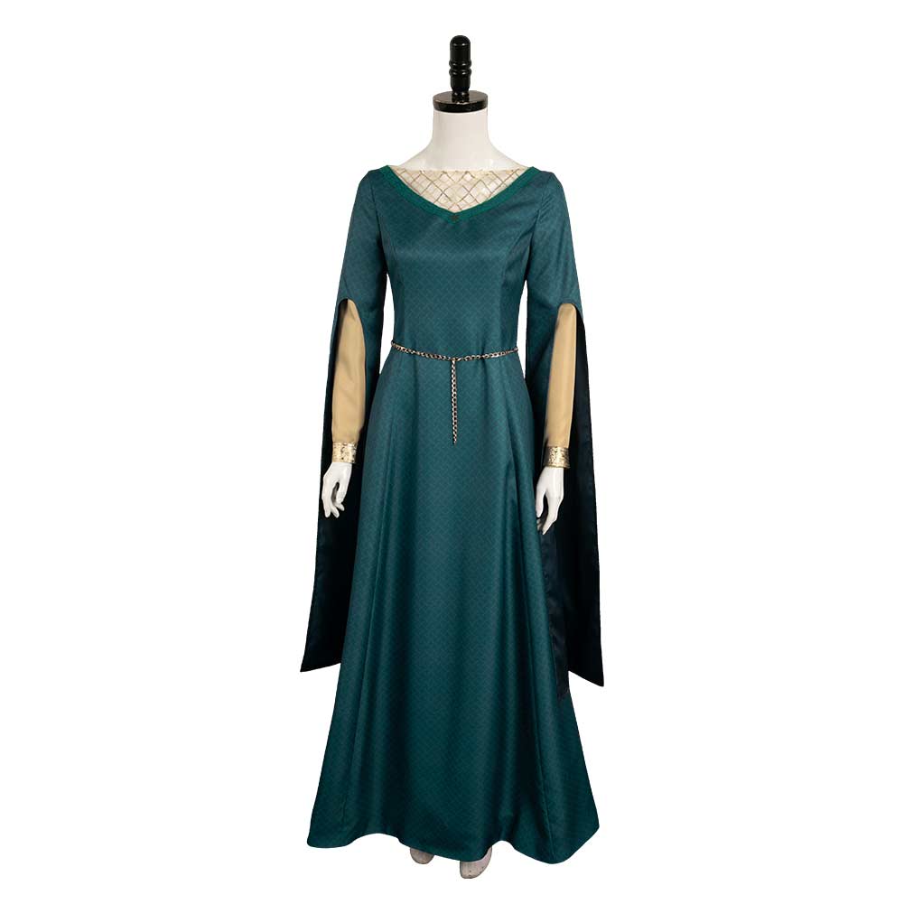 green dress house of dragon dilaraa.s Okay, this look definitely turned heads. The green outfit, matching hair, and all the little details came together perfectly at HBO's DRACARYS: The Dragon Fire event in Berlin. #HBO #